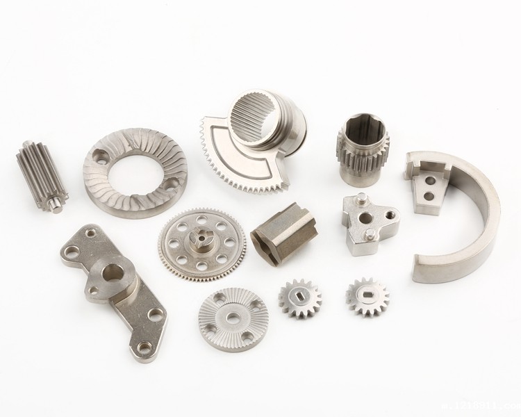 如何减少粉末冶金零件制造过程中的能源消耗和碳排放？